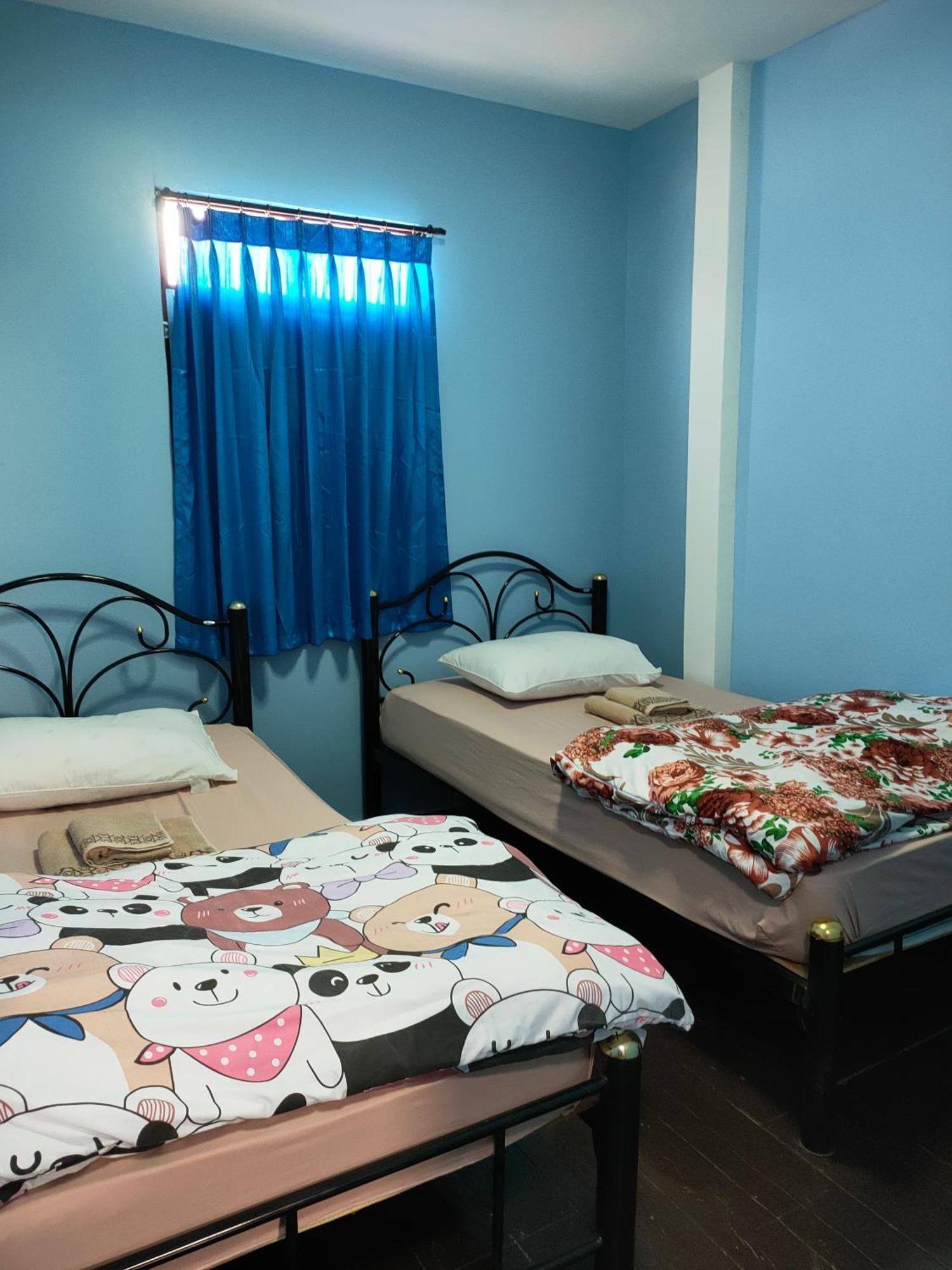 Home Stay At Tapae Чиангмай Экстерьер фото